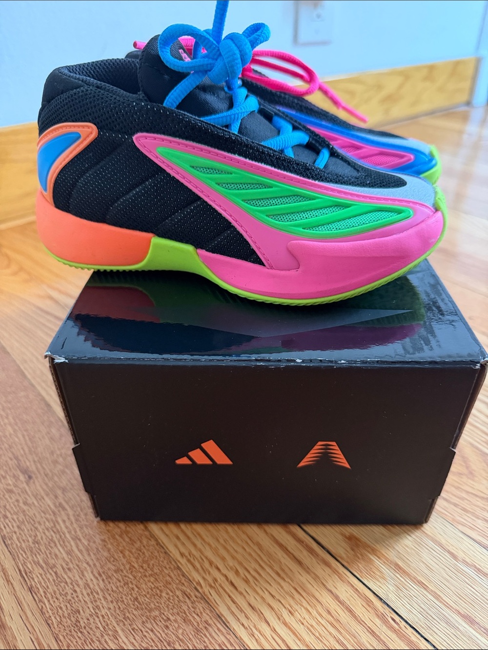 Little Kids Anthony Edwards 2 Adidas Sneakers Size 11 - Worn Once